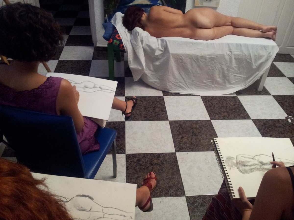 ASS & ART MODEL POSING - 1 #AC9HegD2