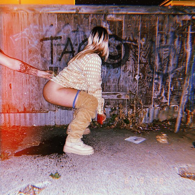 Amateur Girls Caught Peeing (part 16) #PdS1hrSz
