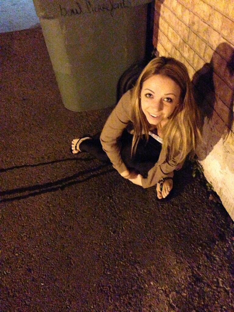 Amateur Girls Caught Peeing (part 16) #v3Wt28CD
